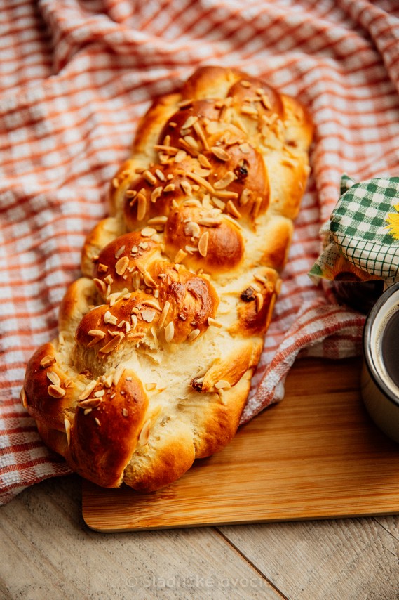 Domáca vianočka s hrozienkami 400 g